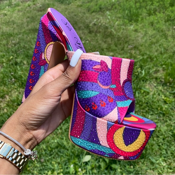 Capri 💜✨ Platform Rhinestone Heels - Picture 6 of 6